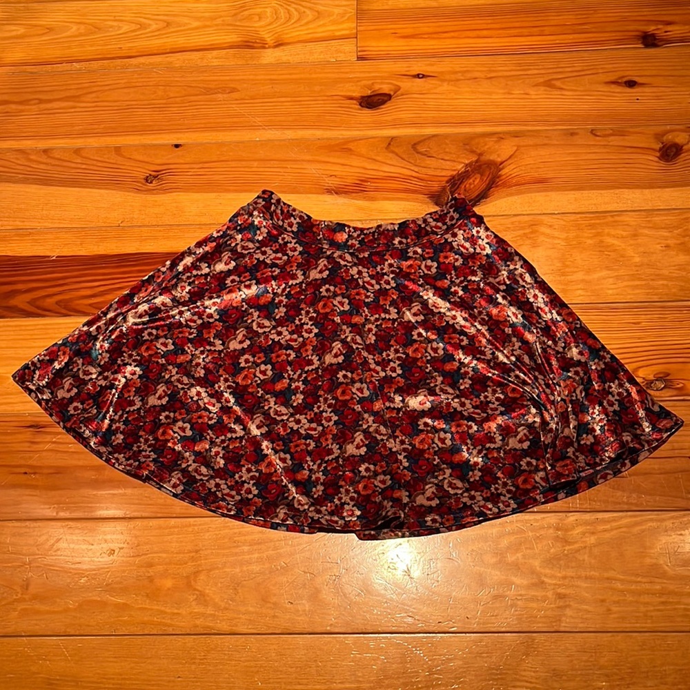 Hollis yet soft, silky skirt.